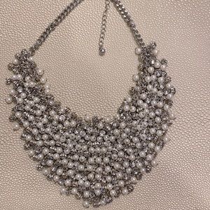 Brand new never use necklace